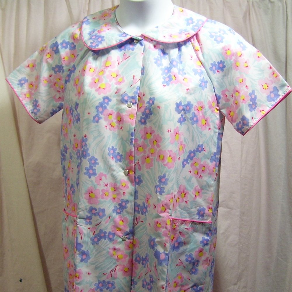 Coffee Time Housecoat Dressing Robe NWOT pink blue print Size S
